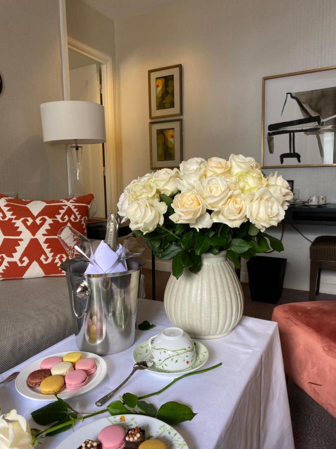 Balmoral Champs Elysees Paris Bagian luar foto